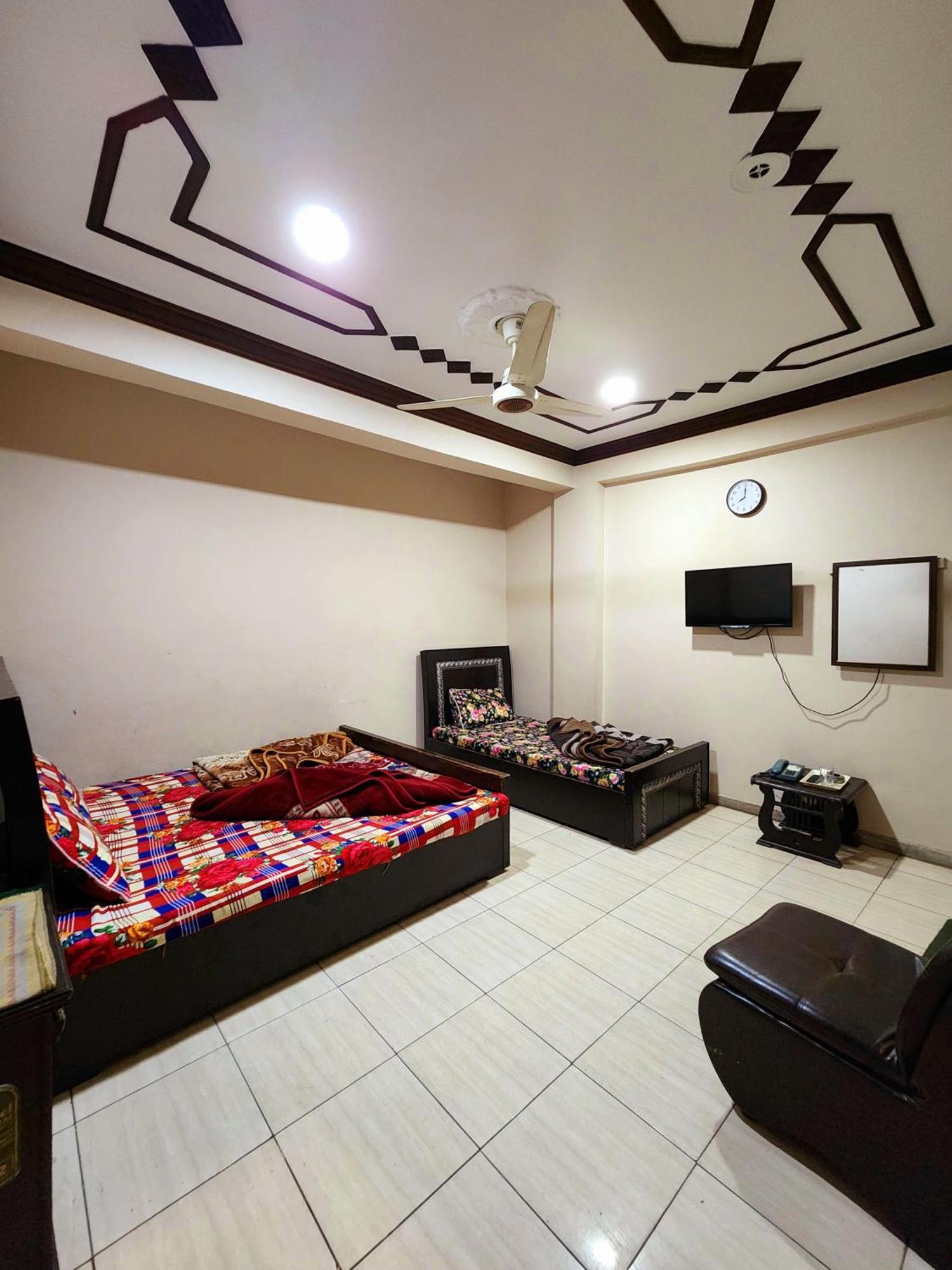 Hotel New Taj International Rawalpindi Exterior photo